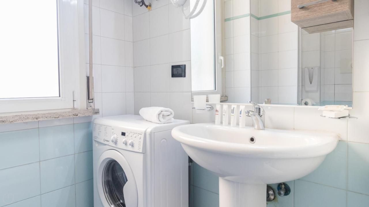 Apartamento Italianway - Prinetti 28 Milán Exterior foto